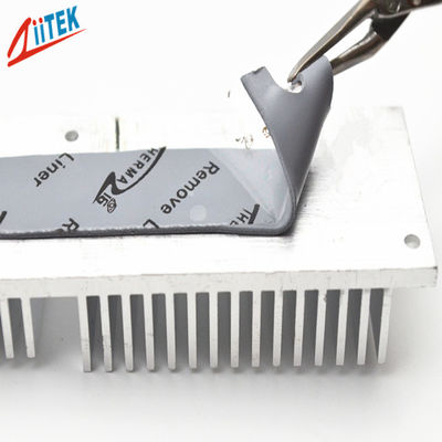 自然に粘着性のある 1.5 W/MK シリコン熱伝導パッド 45 Shore 00 LEDコントローラー用